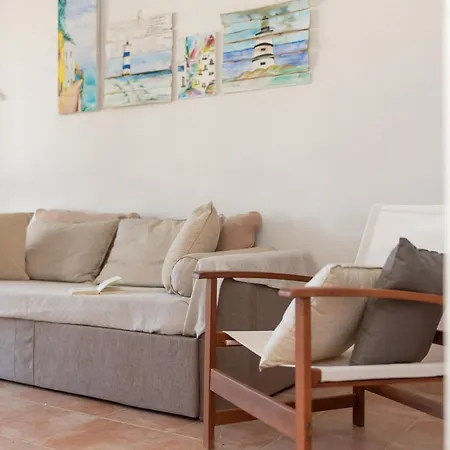 Casa Vacanze Francesca דירה קאלה ליברוטו